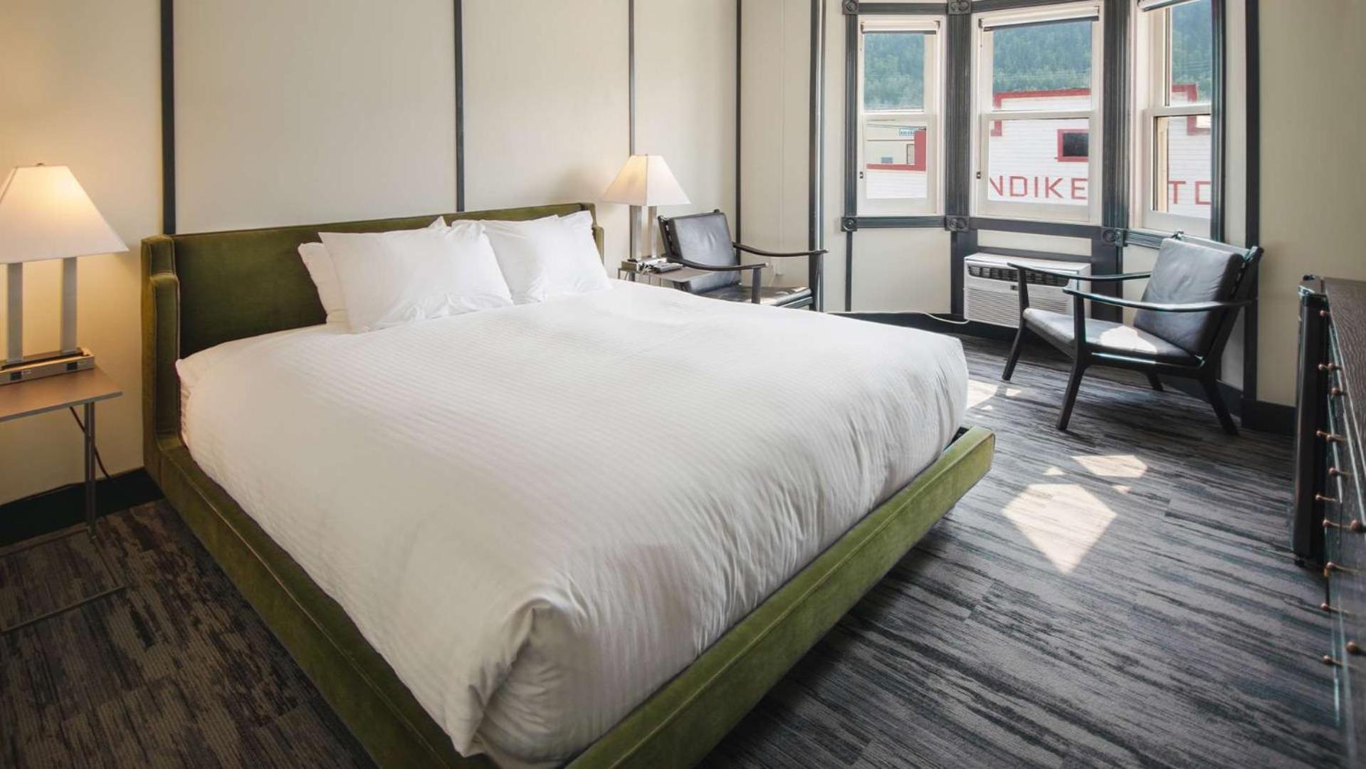 Midnight Sun, A Coast Hotel Dawson City Exterior photo